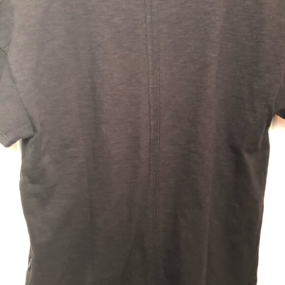 THE NORTH FACE Women's Emerine Black T Shirt - Picture 8 of 12